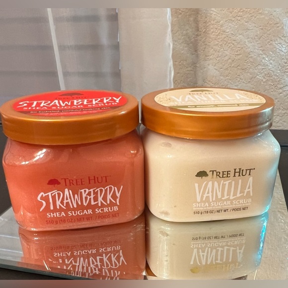Tree Hut Bath & Body Tree Hut Strawberry Shortcake Is A Duo Of